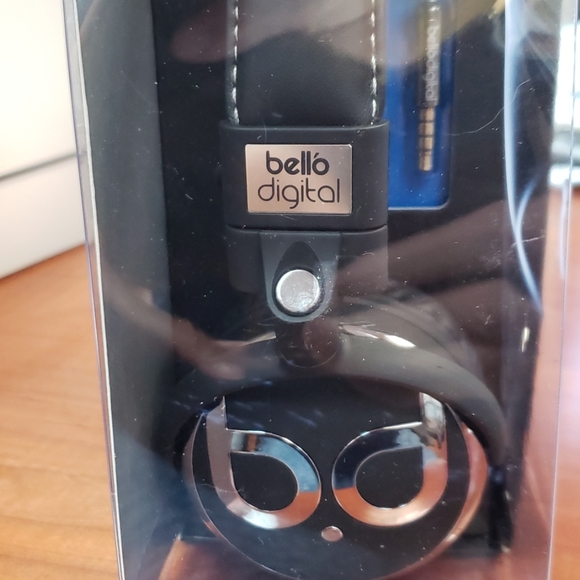 🤎BDH821- NIB Bell'O Digital headphones